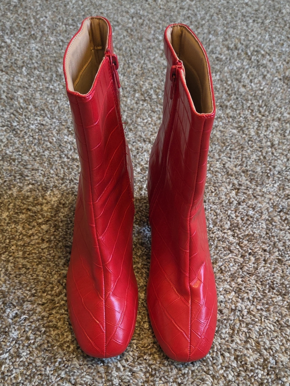 JOURNEE Collection Trevi Red Croc-Texture Block Heel Ankle Bootie - Picture 3 of 7
